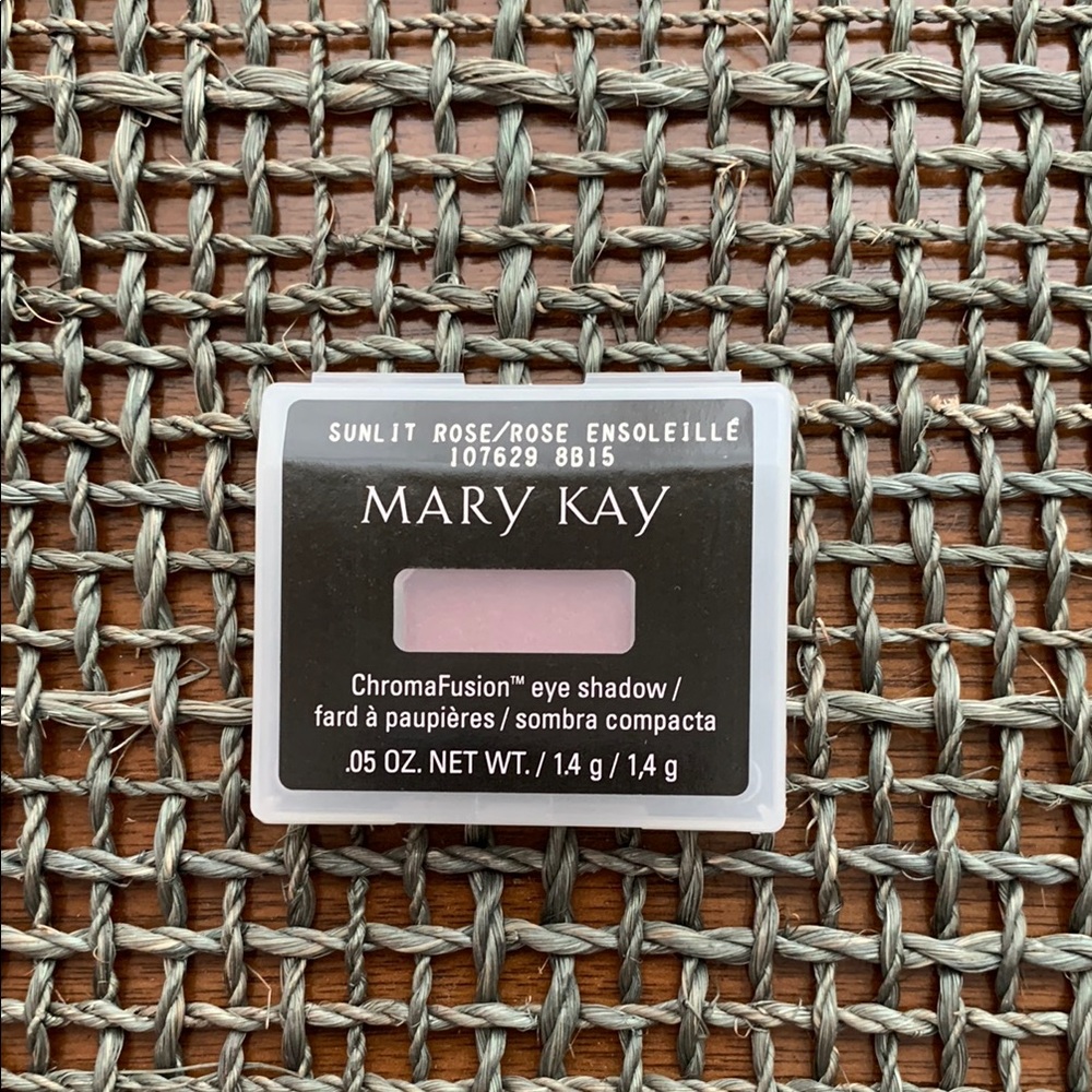 Mary Kay NIP Chromefusion Eye Shadow in Sunlit Rose